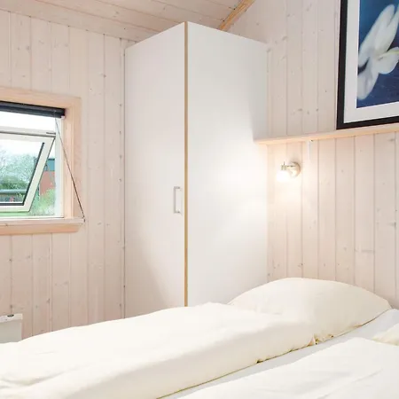 With Private Sauna And Loft * Großenbrode